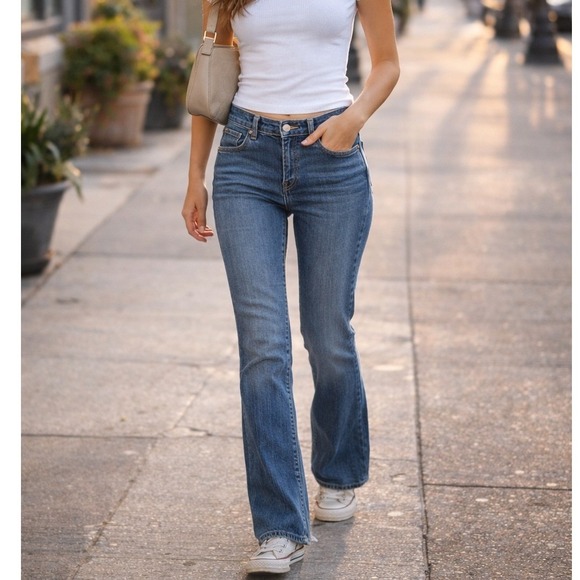Levi's Denim - Levi's 515 Bootcut Jeans Nouveau Mid Rise Classic Blue Denim 12 Y2k Vintage